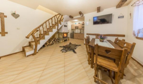 Drozdówka nad Soliną - Chata z Kominkiem 692-281-363, Terka